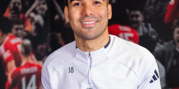 KAIYUN下载app-周薪37.5万镑！曝尤文图斯将免签卡塞米罗，截胡米兰，卡里克无奈|曼联|巴西|AC米兰|夏窗|ac米兰_新浪体育_新浪新闻