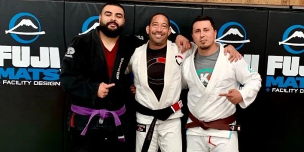 开云娱乐-柔术黑带被控诉虐待女子长达10年！受害人不止一个？|特拉帕尼|卡斯珀|巴西|圣地亚哥|教练_新浪新闻