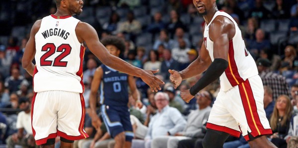 经典团队胜利！热火10人进入轮换&amp;amp;8人有得分入账 其中7人上双！