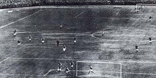 KAIYUN下载app-在奔赴战场前，他们看完了人生的最后一场球赛