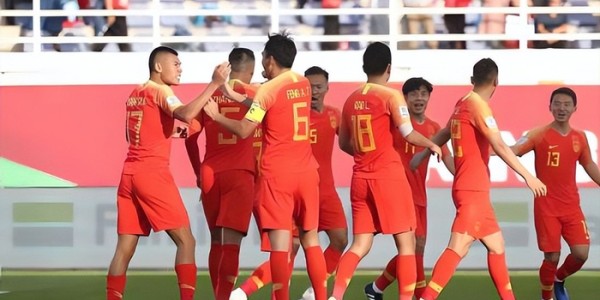 开云体育-意外！朱鹏宇意外成中国球员留洋热门人选，球迷却表示是谣言|大连英博|英博|德甲|国足|中国男足_新浪体育_新浪新闻