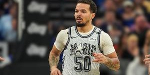 开云-重返魔术主场时的情绪？科尔-安东尼：苦乐参半 那里曾是我的家