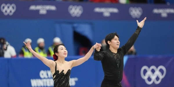 KAIYUN下载app-（米兰冬奥会）花样滑冰团体赛：隋文静/韩聪出战双人滑短节目|AC米兰|米兰冬奥会花样滑冰团体赛|滑冰馆|双人滑短节目比赛|米兰滑冰馆_新浪体育_新浪新闻